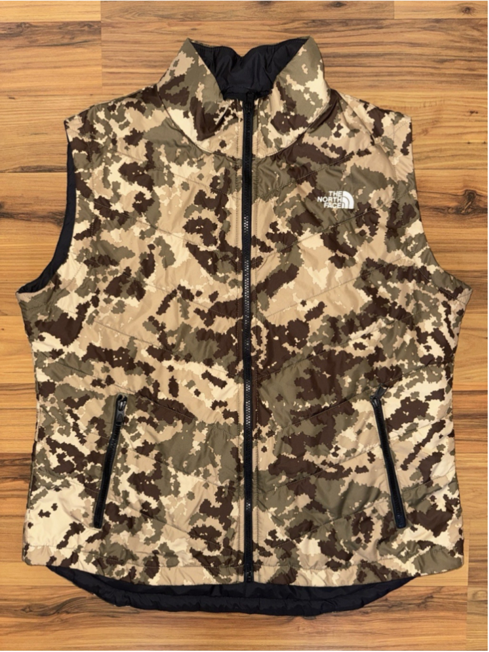 The North Face Tamburello Vest Women’s XL Camo Quilted Insulated Gorpcore